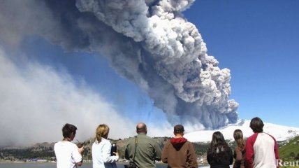 Вулкан Копауэ держит в напряжении Аргентину и Чили