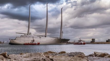 В Гибралтаре арестовали самую большую яхту в мире