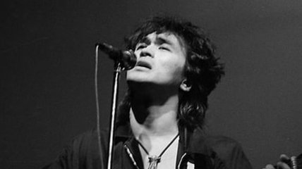 Годовщина со дня смерти Цоя: каким был рок-музыкант (фото, видео)