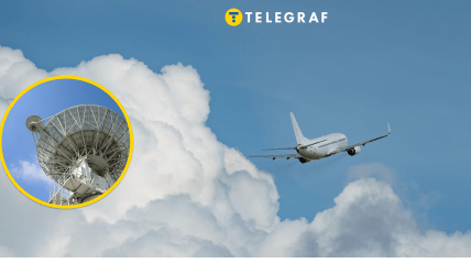 Самолет над Украиной