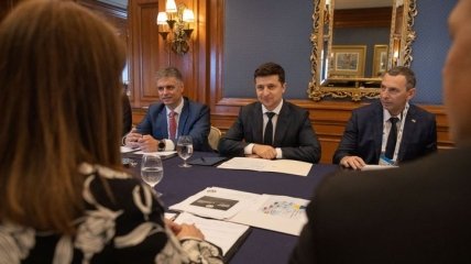 Зеленский пообещал защищать украинский язык