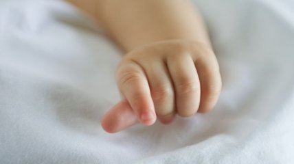 У пары отобрали младенца из-за неоформленной выписки из больницы