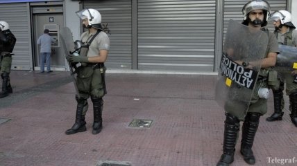 Полиция в Греции применила слезоточивый газ