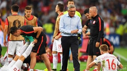 Тренер сборной Польши о поражении от Португалии: Это огромный удар для нас
