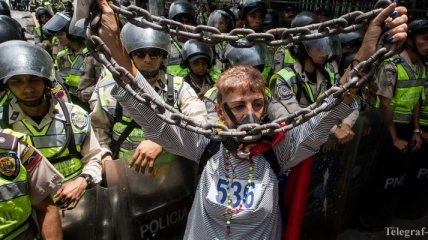 Протесты в Венесуэле: тысячи пенсионеров присоединились к демонстрациям