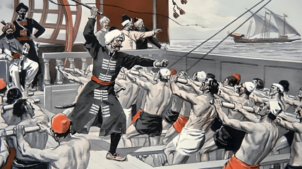 Мы видим реконструкцию древнегреческой трирремы — военного корабля с рядами весел, приводящих в действие рабы-гребцы.