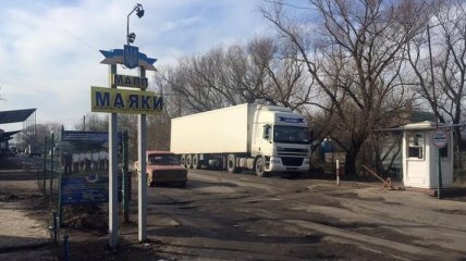 "Правый сектор" поддержал блокаду российских фур в Одесской области