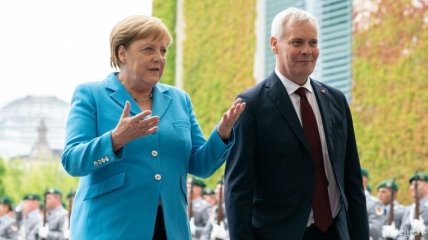 Меркель испытала уже третий публичный приступ тремора (Видео)