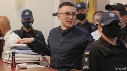 Суд избирает меру пресечения Стерненко: возле здания полиция и Нацгвардия