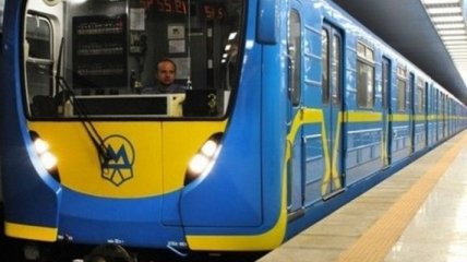 В Киевском метро откроют еще 7 терминалов для безналичной оплаты