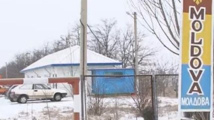Из-за снегопадов перекрыты два КПП на границе с Молдовой