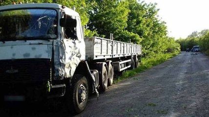 ДТП в Полтавской области: столкнулись микроавтобус и грузовик