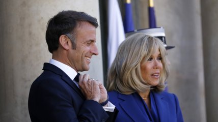 Схоже Еммануель і Бріжит Макрон нарешті помирилися