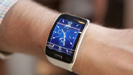 Samsung оснастит часы модулем NFC и системой электронных платежей