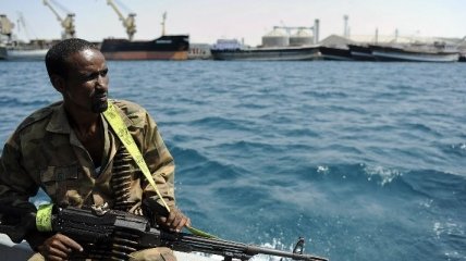 Пираты напали на судно у берегов Нигерии: украинца захватили в плен