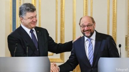 Порошенко и Шульц обсудили санкции против РФ и реформы в Украине