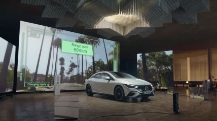 В Киеве сняли рекламу нового электроседана Mercedes-Benz EQE 350+