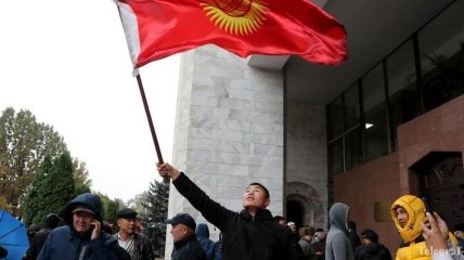 Підсумки виборів в Киргизстані недійсні: прийнято важливе рішення