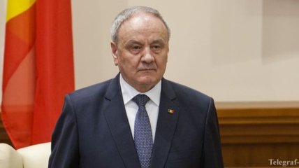 Президент Молдовы требует вывода российских войск из Приднестровья