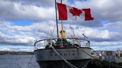 Канада закрыла свои воды для круизных лайнеров