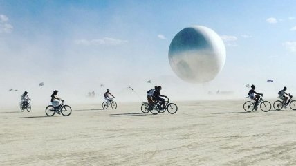 Безудержный креатив в фотографиях с фестиваля Burning Man 2018 (Фото) 