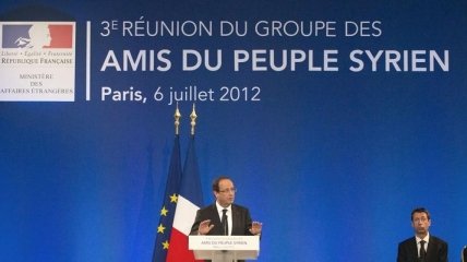 Президент Франции призвал к ужесточению санкций против Сирии