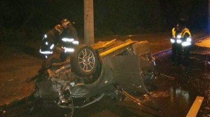 В Харькове водитель столкнулся с двумя авто и погиб 