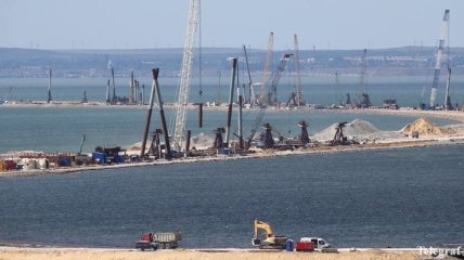 Две компании из Нидерландов участвуют в строительстве Керченского моста