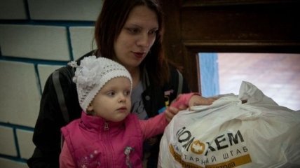 "Шахтер": 50 792 набора с гуманитарной помощью передано жителям Донецка