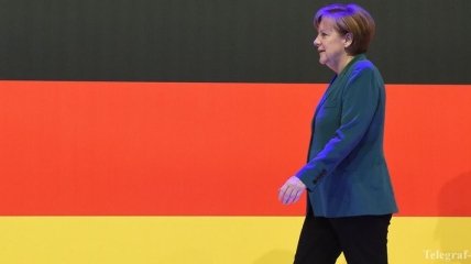 Меркель призвала Москву поддержать выборы в Украине