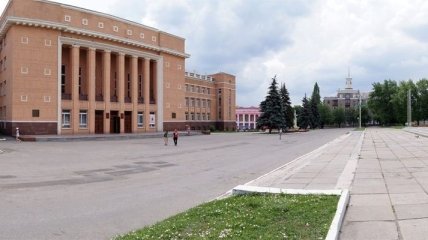 Боевики захватили здание одного из факультетов академии в Стаханове