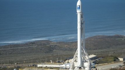 Видео успешной посадки ракеты Falcon 9 на баржу