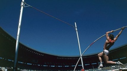 Перший у світі: 35 років тому Сергій Бубка подолав 6 метрів у стрибках з жердиною