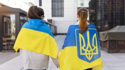 Когда отмечается День Конституции Украины