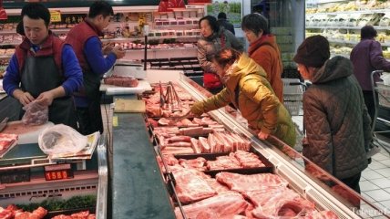 Некачественные продукты убивают до полумиллиона человек в год