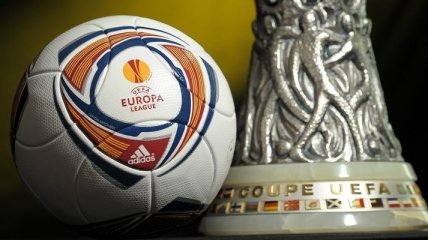 УЕФА "шьет" дела против Сербии и Англии