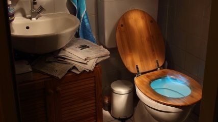 Унитазу можно легко вернуть чистоту и убрать неприятный запах