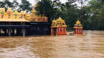 Шри-Ланка страдает от масштабных наводнений: тысячи людей эвакуированы