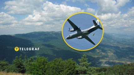 Борт якобы врезался в скалу