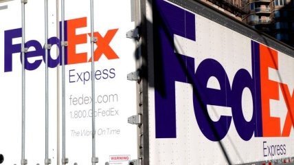 Гигант FedEx покупает конкурента TNT