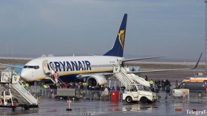 Гройсман допускает запуск рейсов Ryanair в "Борисполь" или "Жуляны"