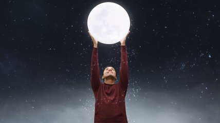 В полнолуние космическая энергия бьет ключом