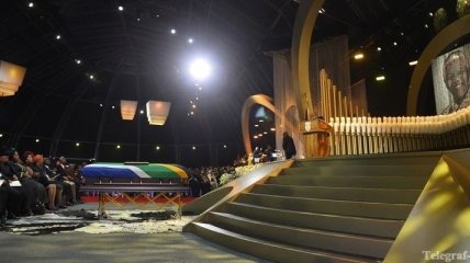 Церемония похорон Нельсона Манделы завершилась (Фото)
