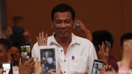 Президенту Филиппин грозит импичмент за убийства наркоторговцев