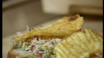 Сендвич с тунцом