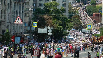 Хресний хід УПЦ МП паралізував Київ: ексклюзивний фоторепортаж