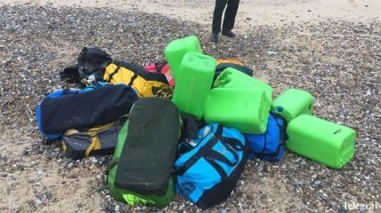 В Британии на берег волнами вынесло 360 кг кокаина