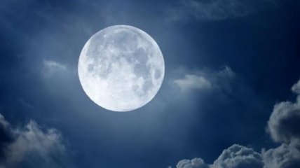 Исследователи подсчитали количество воды на Луне 