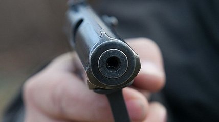 Под Киевом на глазах у ребенка застрелили мужчину 