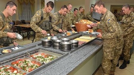 Верховная Рада приняла закон о питании военных: детали